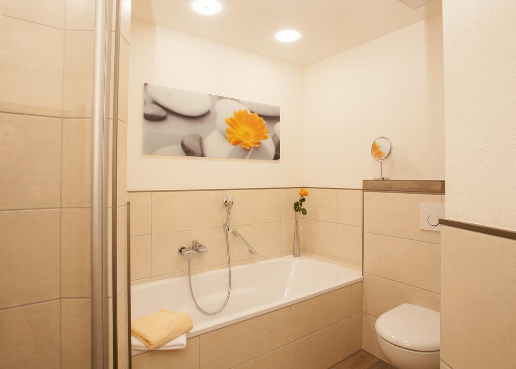 Hotel & Ferienappartements Edelweiss Willingen  Exterior photo